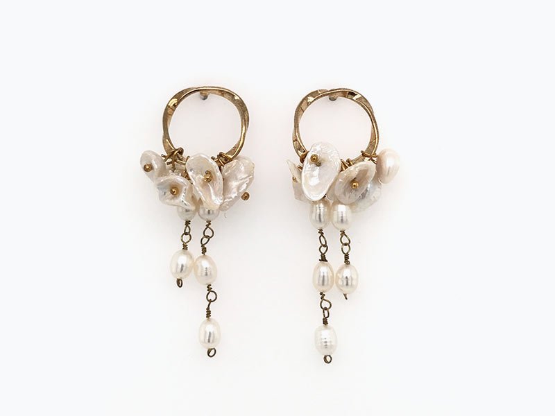 Diva Pearl Earrings